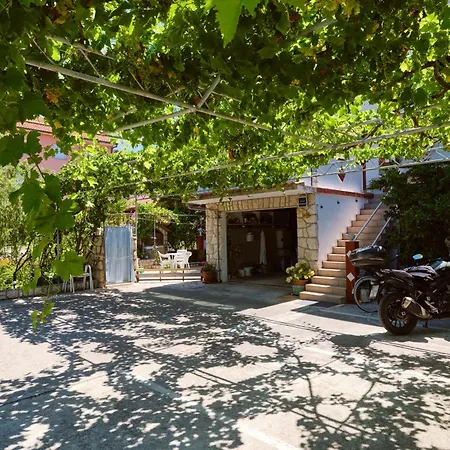 아파트 Simicic B Kampor