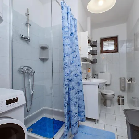 Apartment Simicic B Kampor