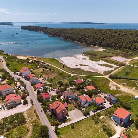 Simicic B Apartment *